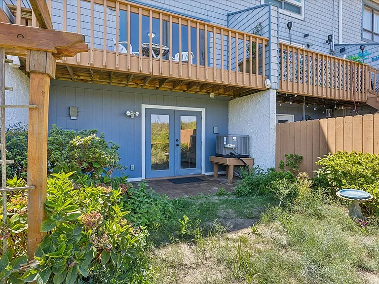 2100 E Ocean View Ave #20 — Photo 40