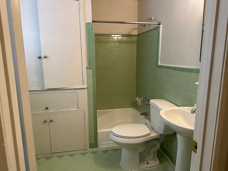 4001 Greeley St #14 — Photo 5
