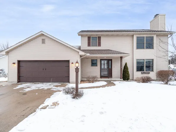 3055 Whispering Oak Dr, Saginaw, MI 48603