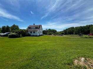 754 Sedgwick Ridge Rd, Sedgwick, ME 04676