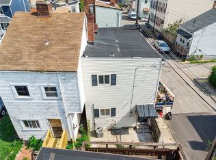 2100 Alroy Way, Pittsburgh, PA 15212