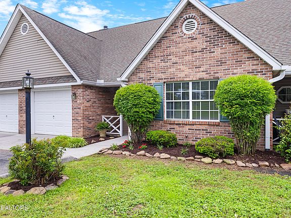 2nd image of 3803 Valley Creek Way