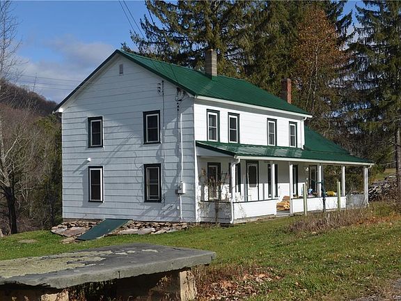 4th image of 235 County Road 93