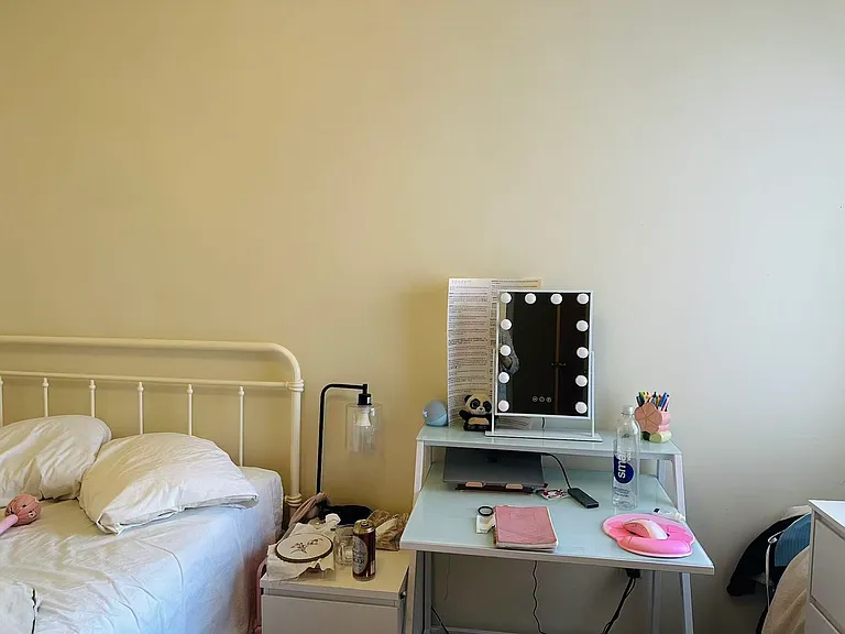 326 N Sloan St #2 — Photo 6