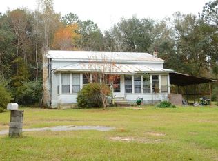 1364 Leander Ln, Chipley, FL 32428