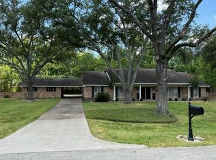 555 Lanecrest Ln, Houston, TX 77024