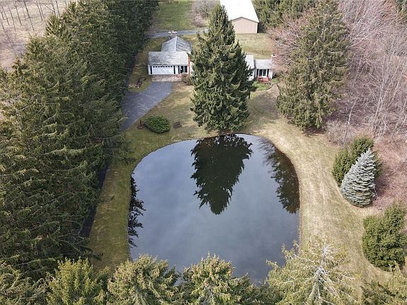 4th image of 6692 Vermont Hill Rd