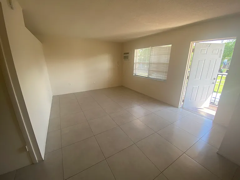 2239 Jackson St #15 — Photo 5