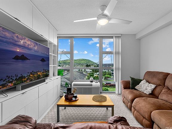 2nd image of 7000 Hawaii Kai Dr APT 3604
