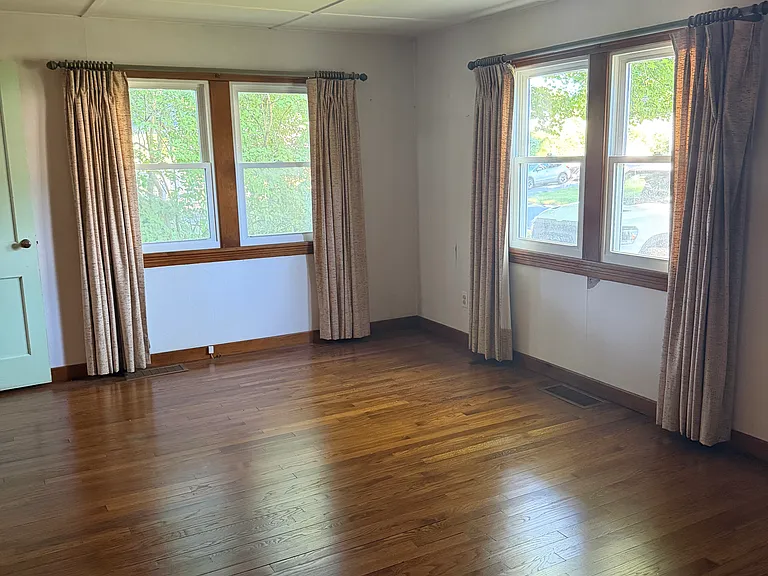 12 Sherrill Ln — Photo 13