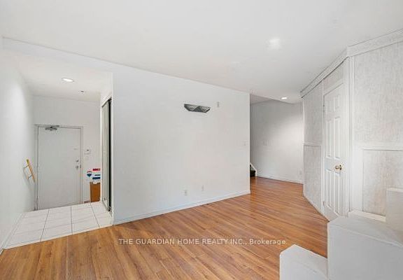 4th image of 28 Rosebank Dr #705
