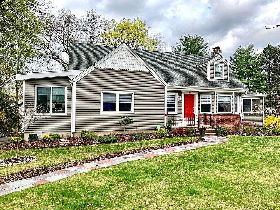 2nd image of 277 Rock Rd