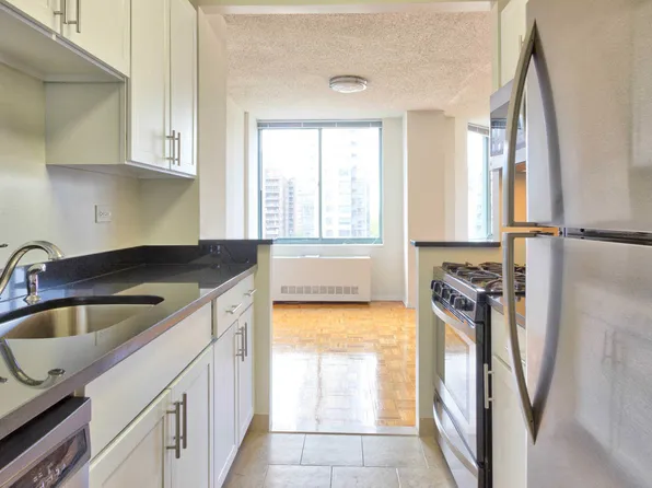 750 Columbus Avenue image 17 of 61