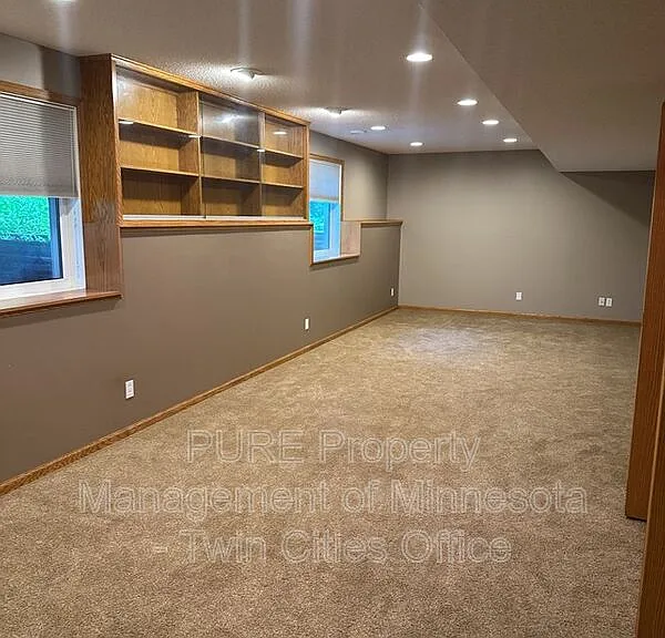1786 Ide St — Photo 12