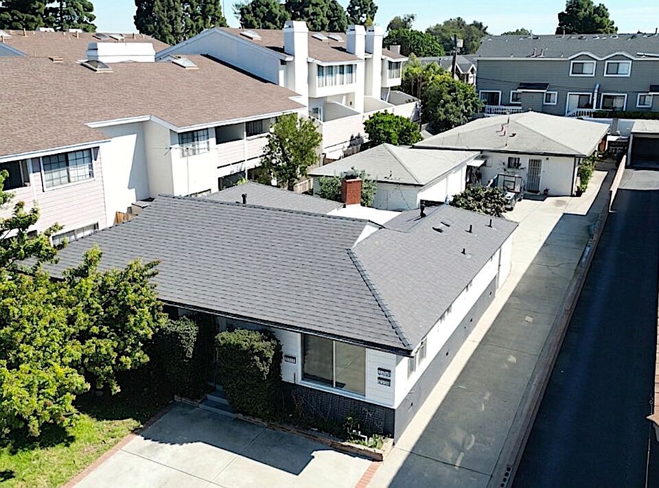 1st image of 2730 Arlington Ave #B