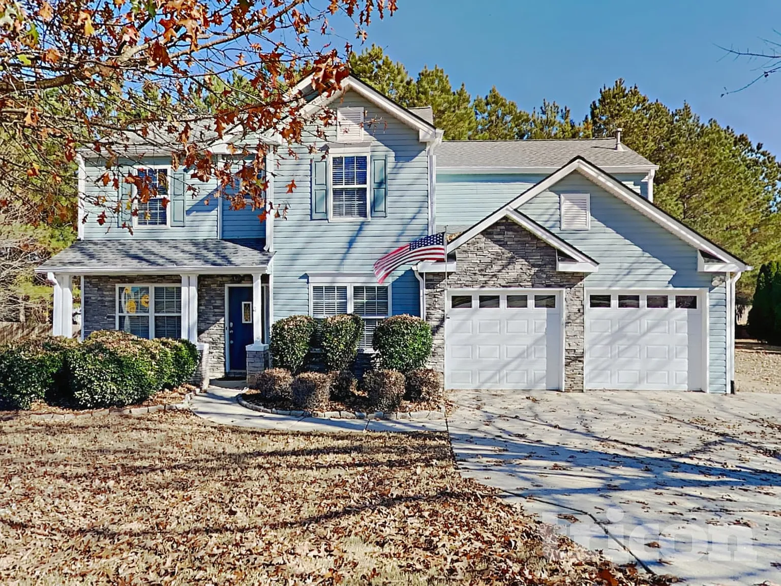 610 Stonecrest Drive Loganville GA — Photo 1