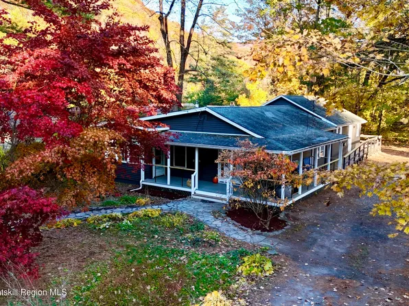 9-11 Center Street, Phoenicia, NY 12464