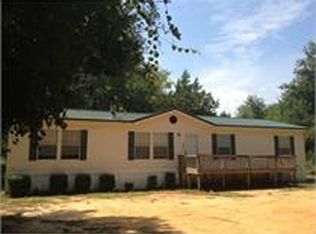 2869 London Rd, Cottondale, FL 32431