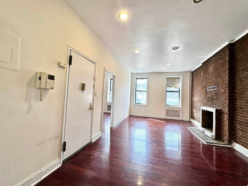 1st image of 309 E 37th St #3XY
