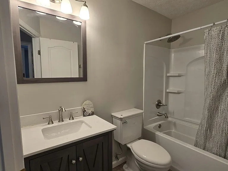 1146 Deercreek Dr — Photo 18