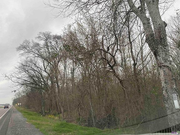 2nd image of 9928 Airline Hwy
