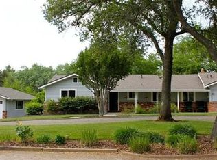 9240 Horseshoe Bar Rd, Loomis, CA 95650