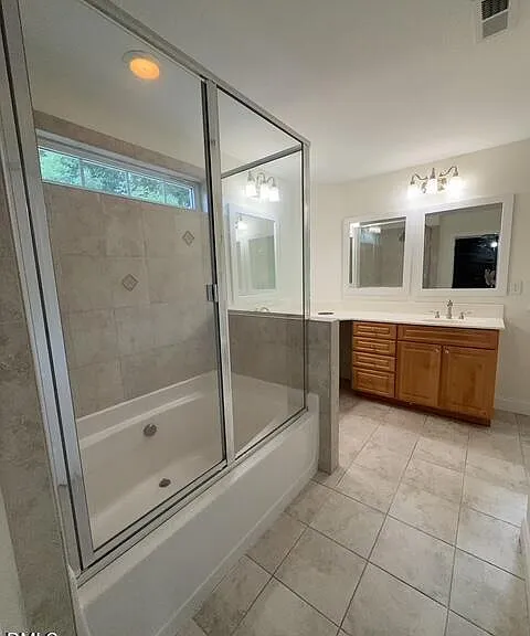304 Dowell Dr — Photo 12
