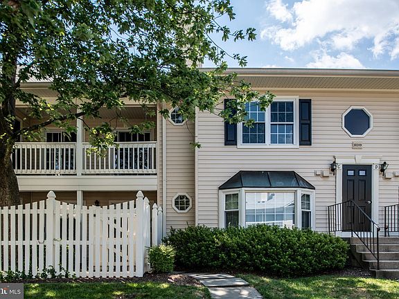 2nd image of 10209C Willow Mist Ct #59