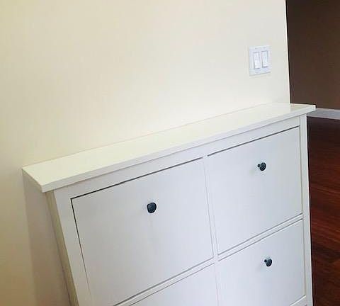 Shoe Drawer Included-Entrance