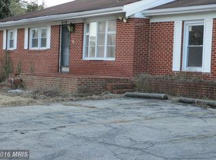 8120 Oakwood Rd, Glen Burnie, MD 21061