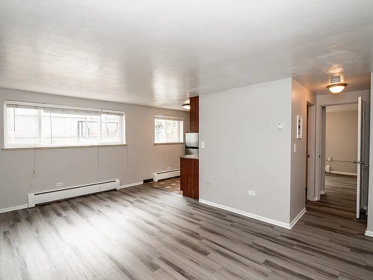1325 Madison St — Photo 16