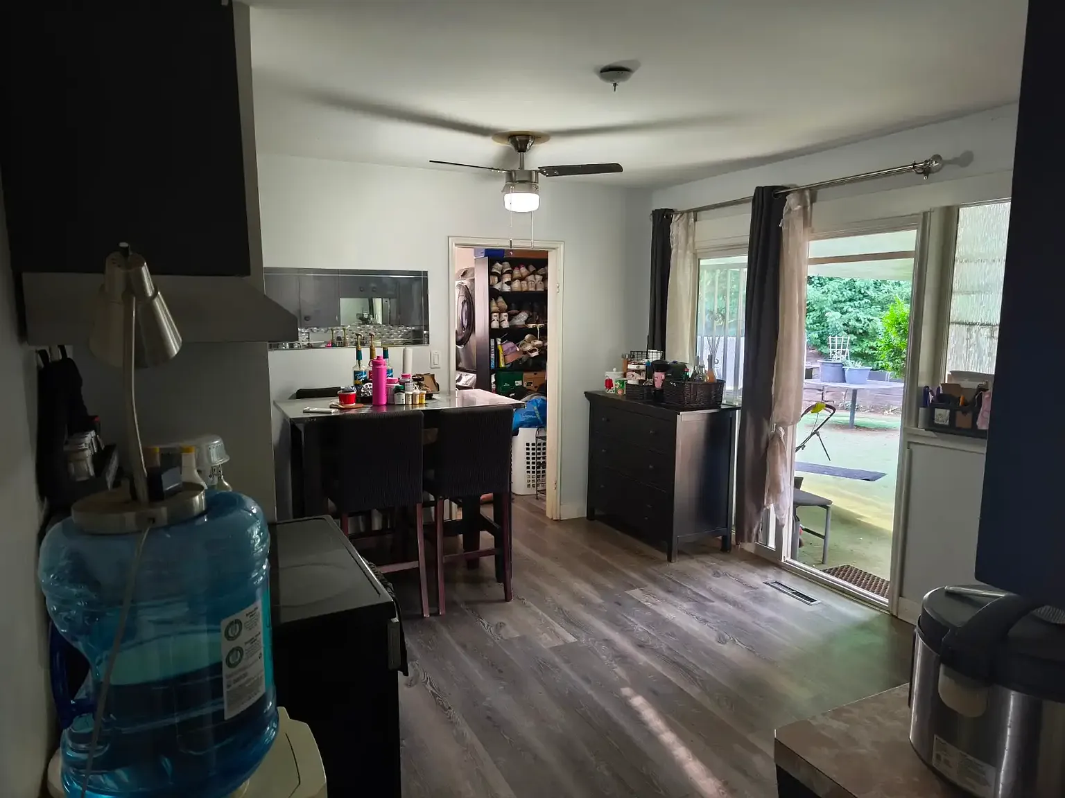 4 bed, 1347 sqft, $3,200 — Photo 4