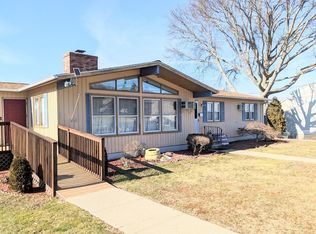45 Bayview St, Fall River, MA 02724