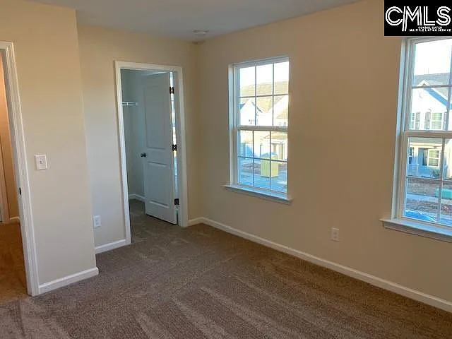 1323 Tamarind Ln — Photo 12