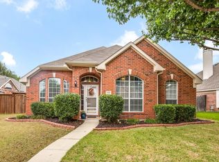 1193 Valley Oaks Dr, Lewisville, TX 75067