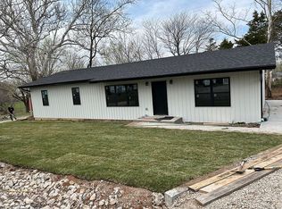 213 Flora St, Iberia, MO 65486