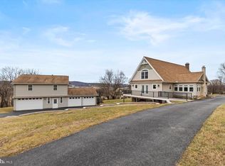 767 Hillview Rd, York, PA 17406