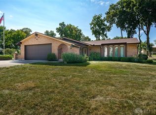 1865 Southlawn Dr, Fairborn, OH 45324
