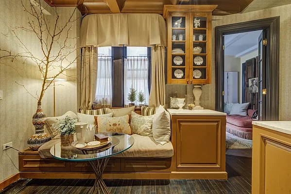 Sold by Compass | media 48