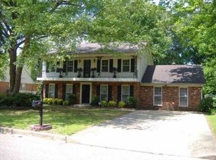 1645 Holly Hill Dr, Germantown, TN 38138