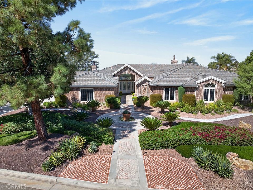 1st image of 6872 Chartwell Dr