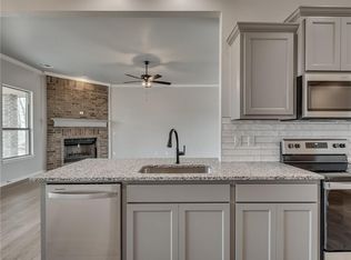 1696 Timber Trails Dr, Tuttle, OK 73089