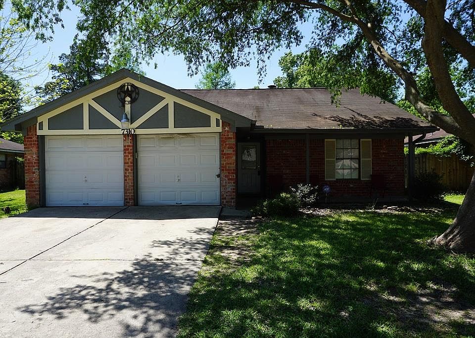2nd image of 7310 Foxbend Ln