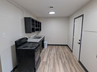 920-922 SW 33rd St #920, Topeka, KS 66611