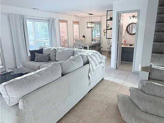 3rd image of 174 Stoney Shores Dr