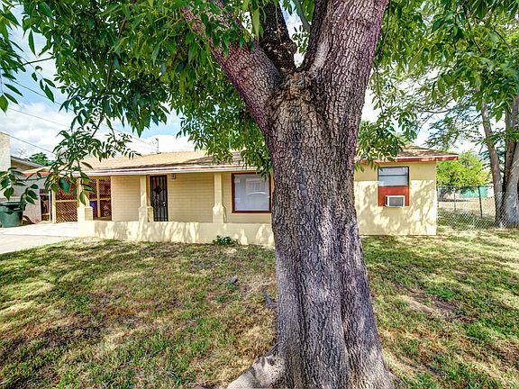 2nd image of 26560 Francisco Ct