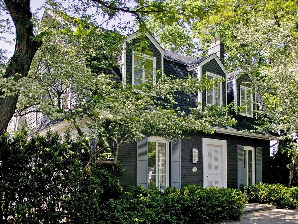 443 W Front St, Perrysburg, OH 43551 Zillow