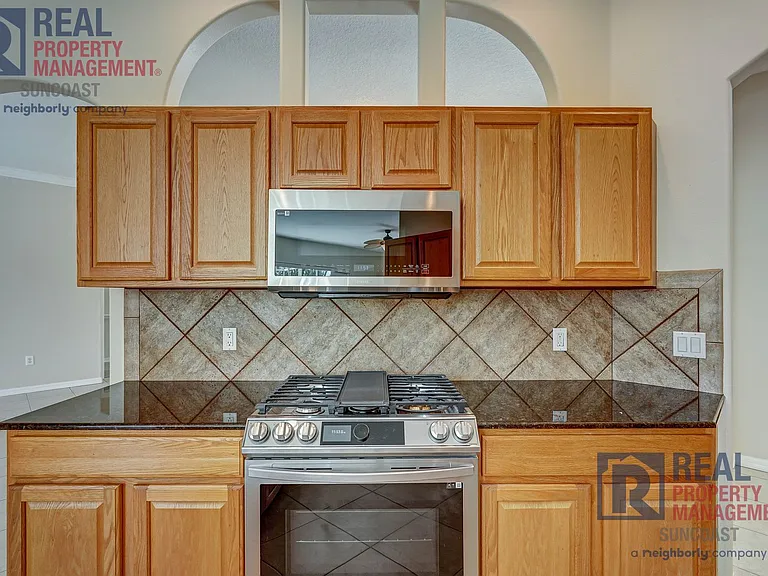 652 Planters Manor Way — Photo 15