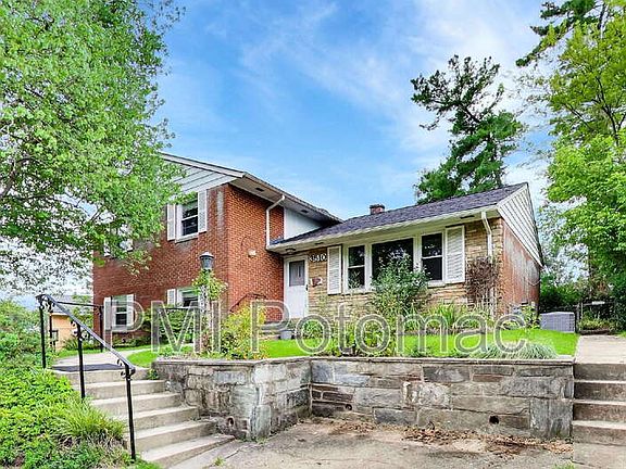 2nd image of 3510 Marlbrough Way