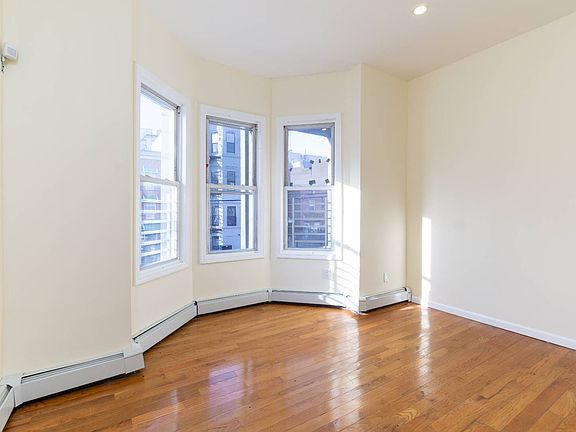 2nd image of 1414 Vyse Ave #A
